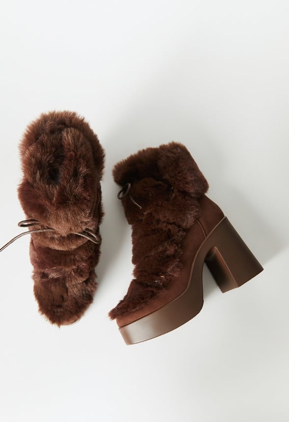 Rowan Block Heel Bootie Chocolate Lab