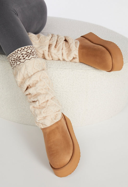 Juneau Fuzzie Flat Light Tan
