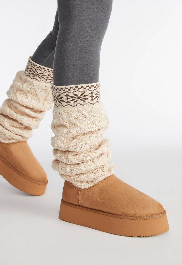 Juneau Fuzzie Flat Light Tan