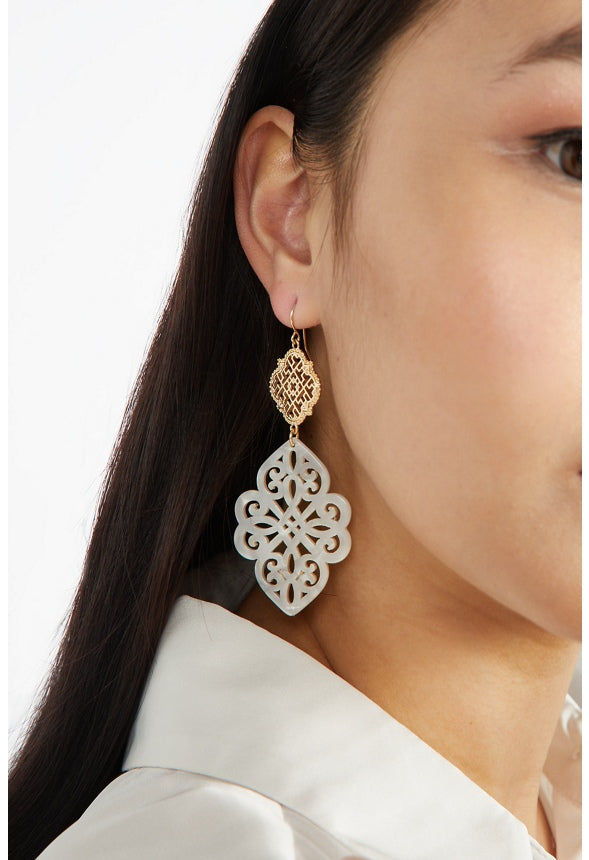 Iris Filigree And Resin Drop Earrings Cream/Gold