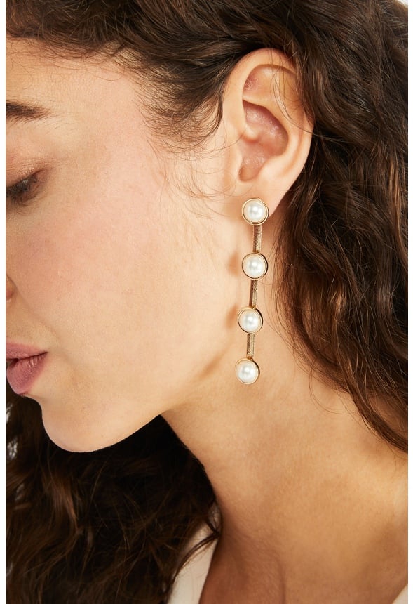 Anya Pearl Drop Earrings  Cream/Gold