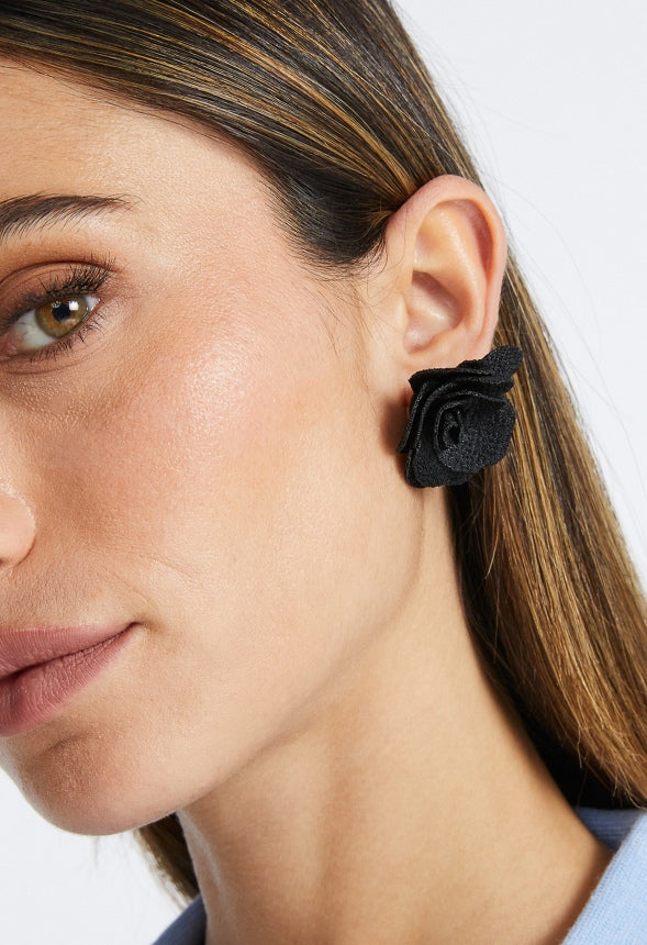Riz Statement Fabric Flower Stud Earrings Black/ Gold