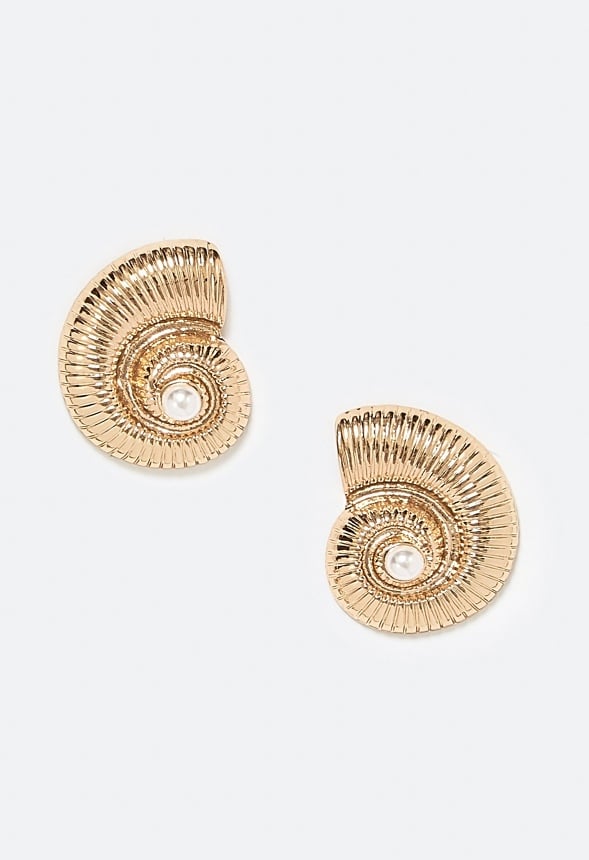Alyssa Ribbed Shell Stud Earrings With Glass Pearl Center Cream/ Gold