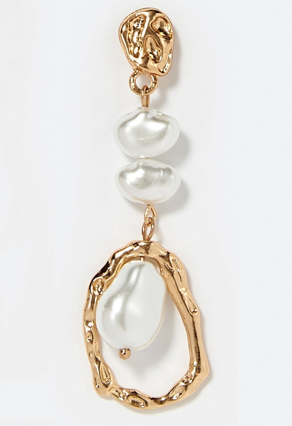 Mia Organic Metal And Pearl Dangle Earrings Cream/ Gold