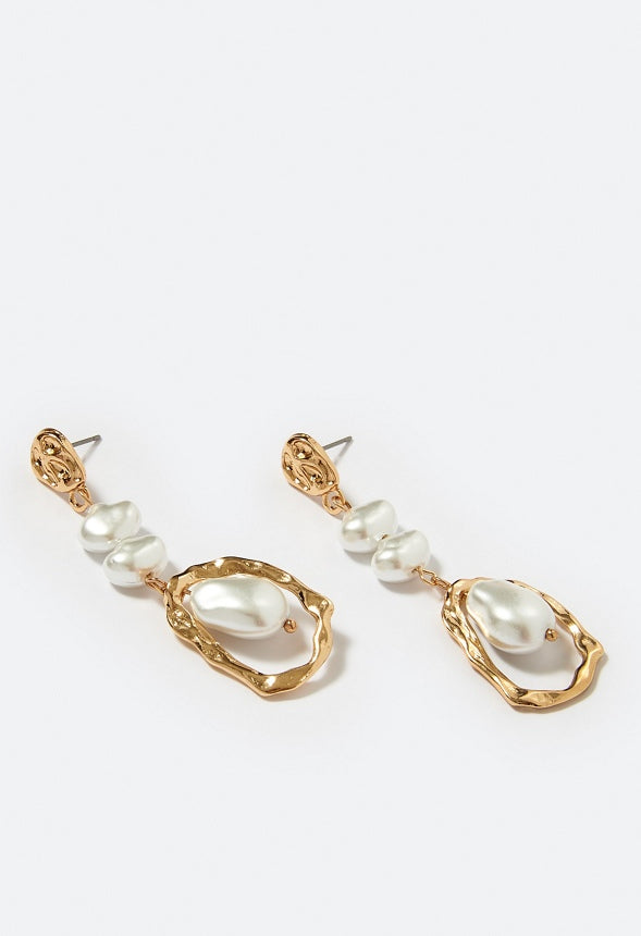 Mia Organic Metal And Pearl Dangle Earrings Cream/ Gold