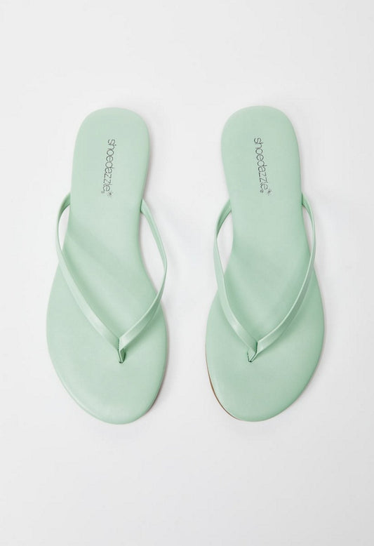 LAYLA FLAT THONG SANDAL Hemlock