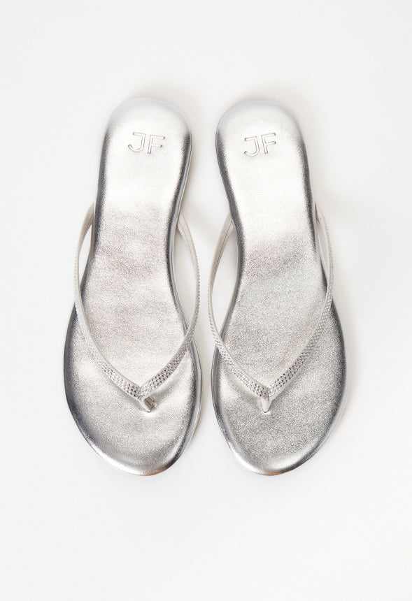 Layla Flat Thong Sandal Clear/ Silver