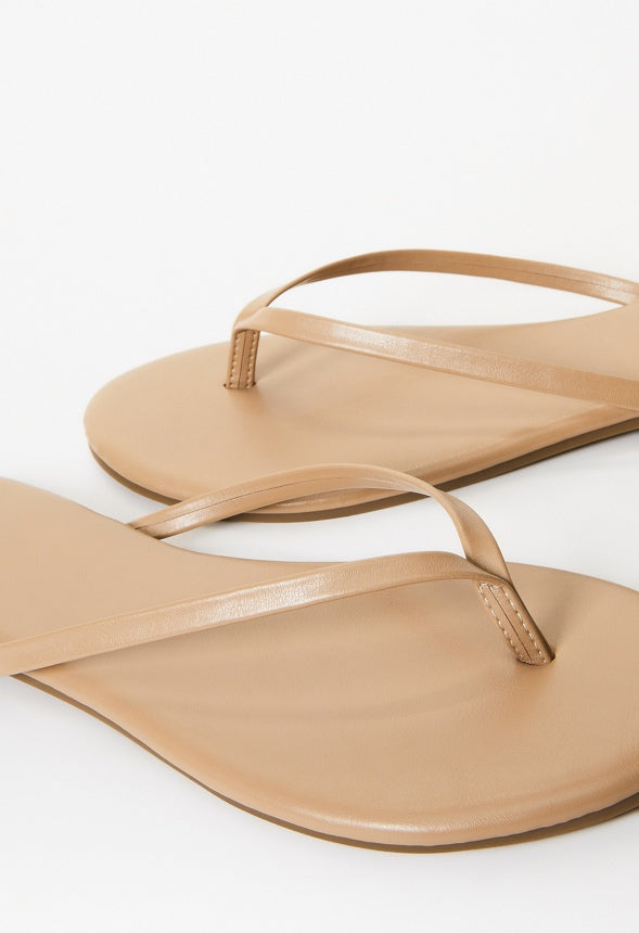 Layla Flat Thong Sandal Light Tan