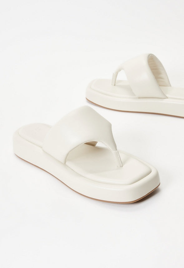 Lola Flat Thong Sandal Birch White