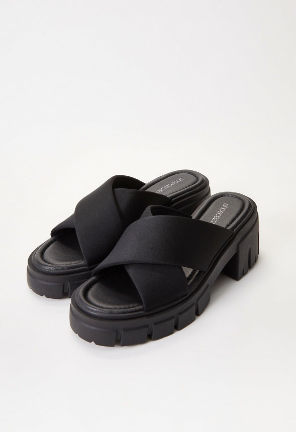 Sloane Lug Sole Sandal Black