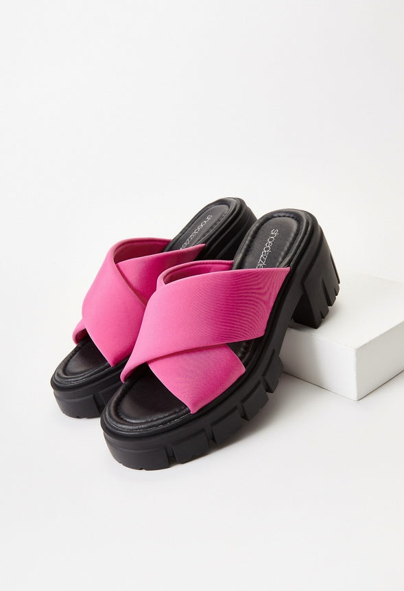 Sloane Lug Sole Sandal Shocking Pink