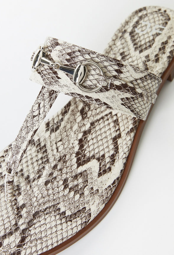Nadia Flat Thong Sandal Natural/ White