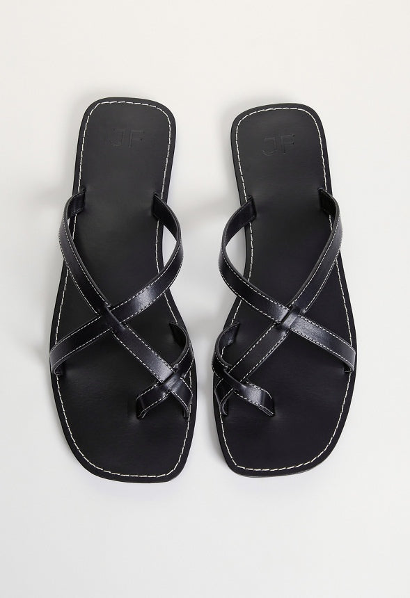 Chleo Flat Sandal Black