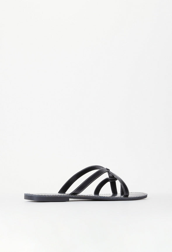 Chleo Flat Sandal Black