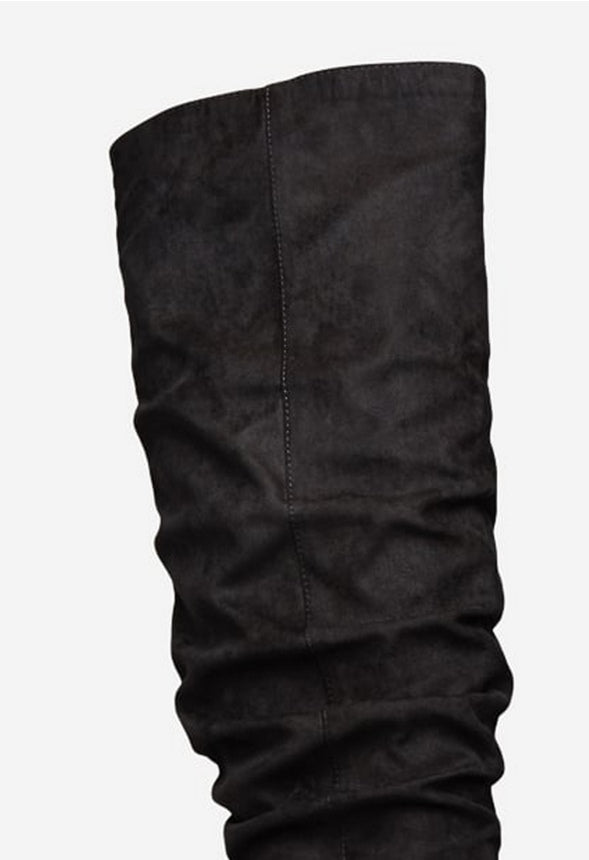 LARYA SLOUCHY FLAT BOOT Black