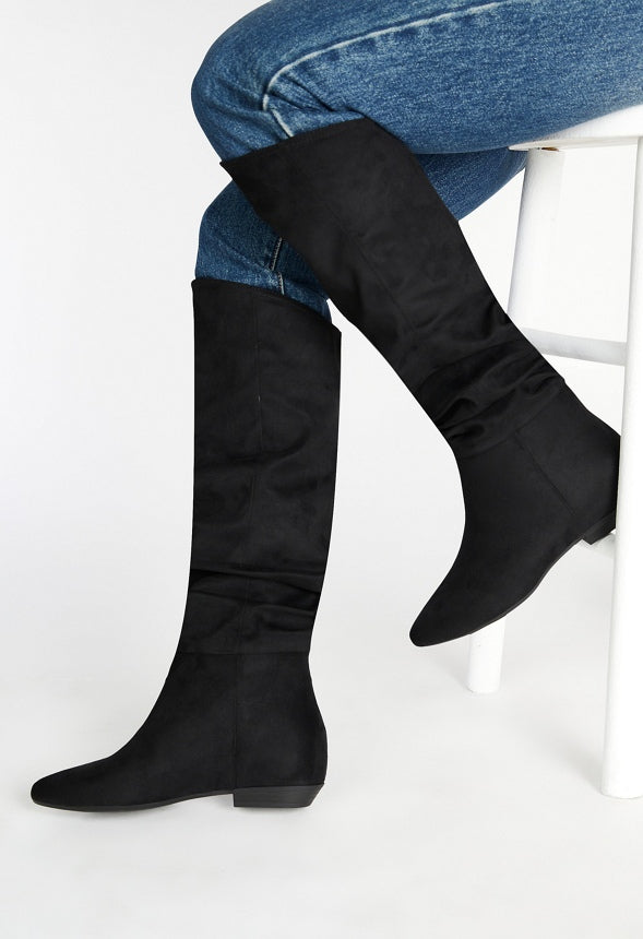 Issey Flat Boot Black Caviar