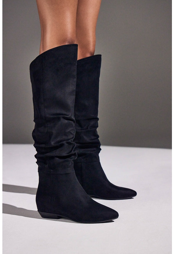 Issey Flat Boot Black Caviar