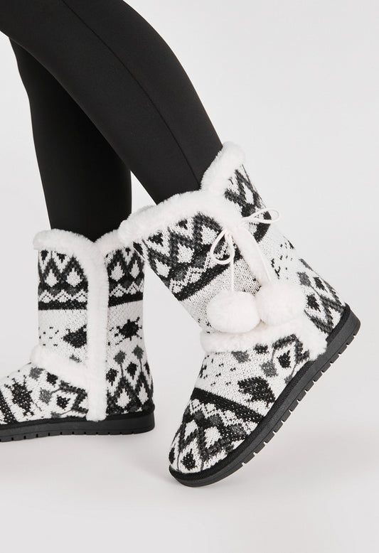 Idina Knit Pom Fuzzie Ivory Multi