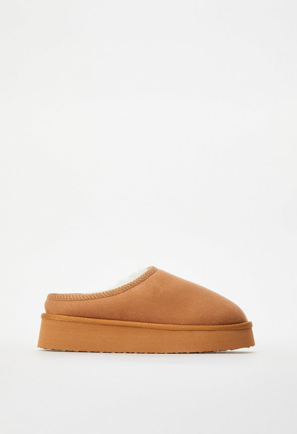 Hailey Platform Fuzzie Light Tan