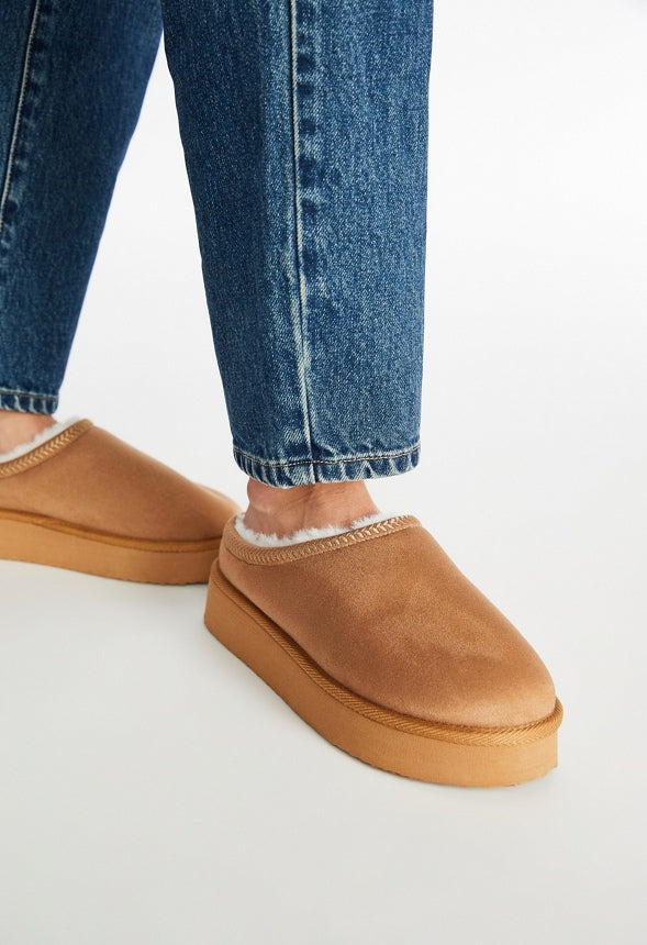 Hailey Platform Fuzzie Light Tan