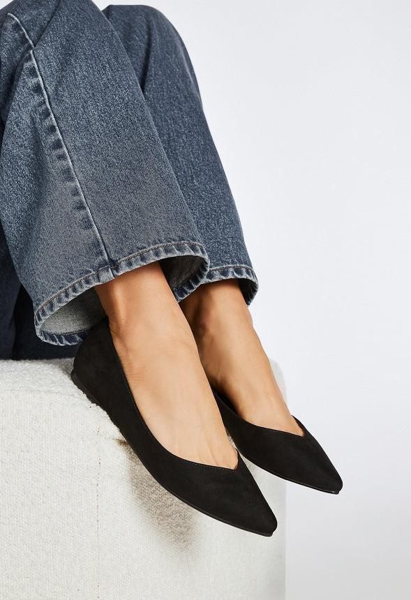 Amanda Pointed Toe Flat Black
