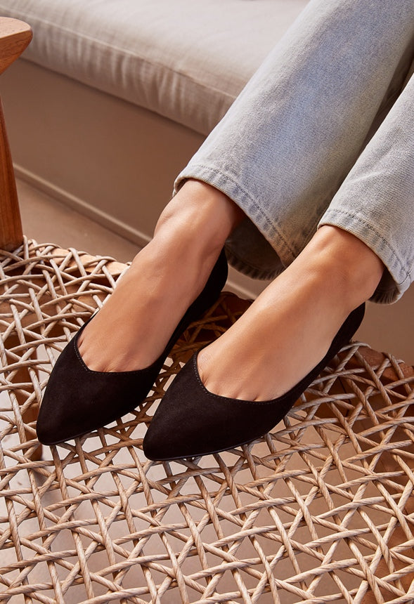 Amanda Pointed Toe Flat Black