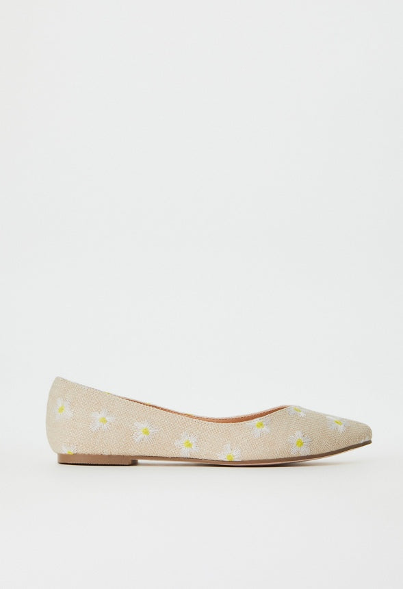 Amanda Pointed Toe Flat Natural Ditsy Floral