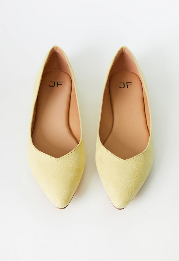 Amanda Pointed Toe Flat Pale Banana