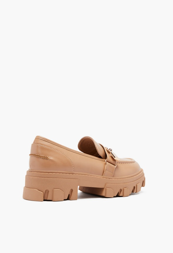 DEBRINAS LUG SOLE LOAFER Lt Tan
