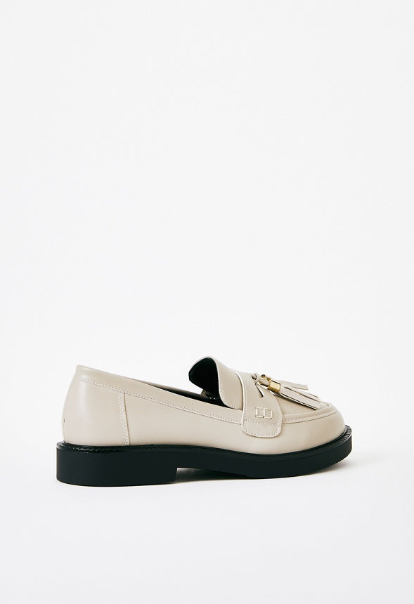 Georgia Slip-On Loafer Beige