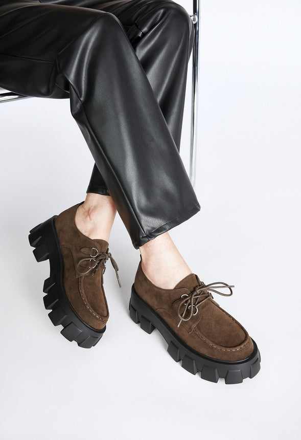 Maxie Lug Sole Flat Cubb