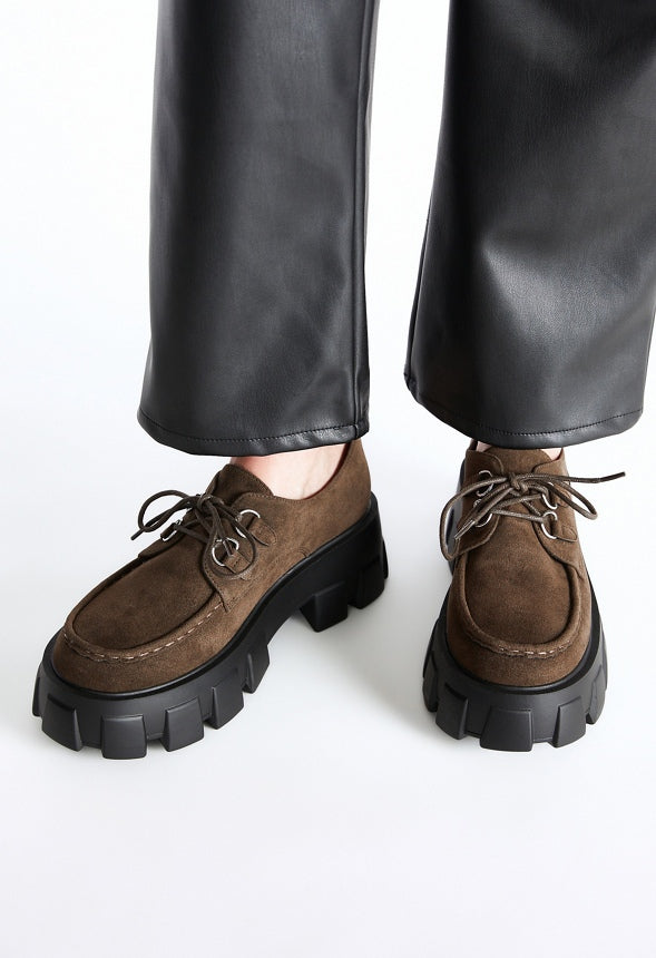 Maxie Lug Sole Flat Cubb