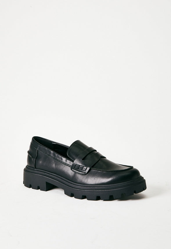 Colette Lug Sole Loafer Black