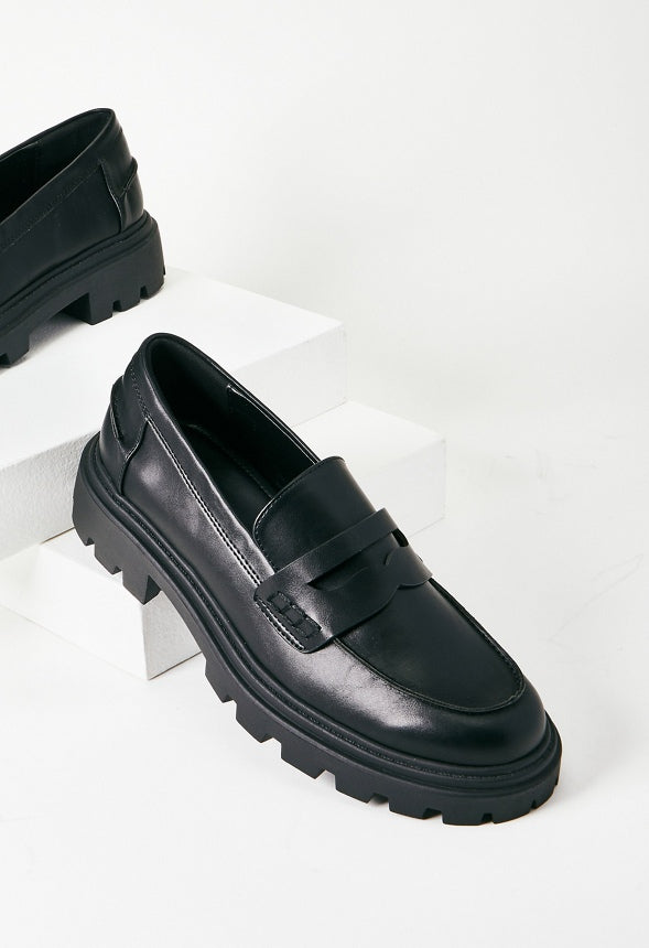 Colette Lug Sole Loafer Black
