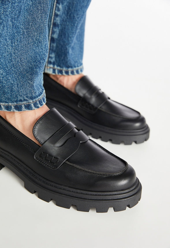 Colette Lug Sole Loafer Black