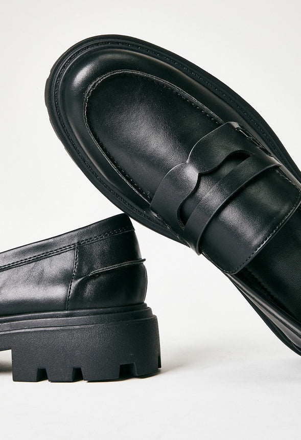 Colette Lug Sole Loafer Black