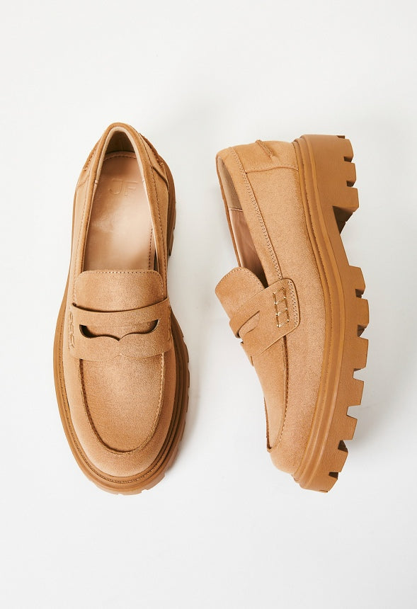 Colette Lug Sole Loafer Light Camel