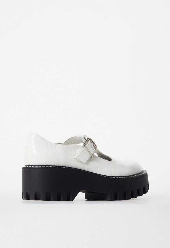 Liv Flat Loafer Bright White