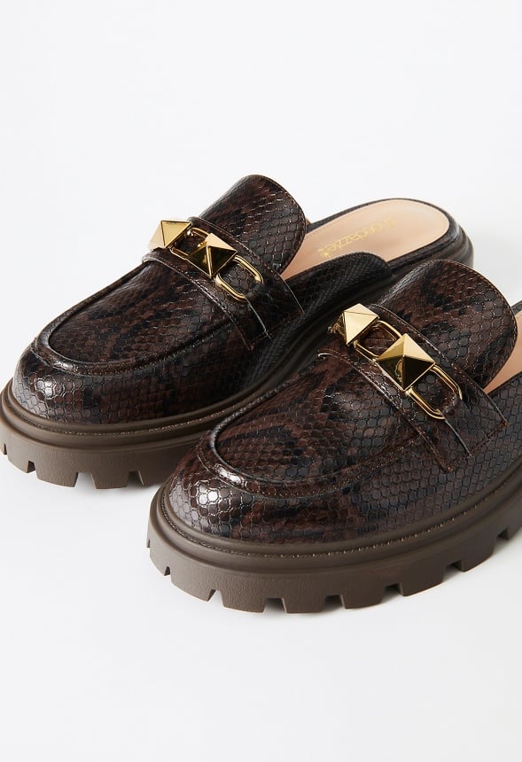 Liya Lug Sole Flat Chocolate Lab