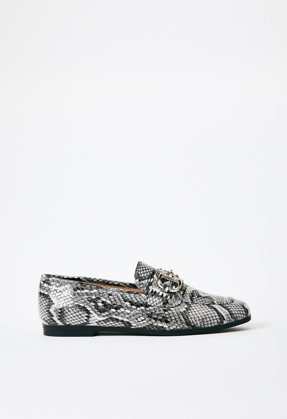 Johanna Slip-On Loafer Black/White