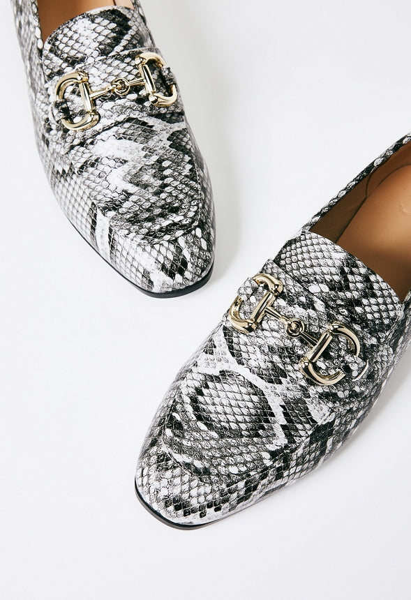Johanna Slip-On Loafer Black/White