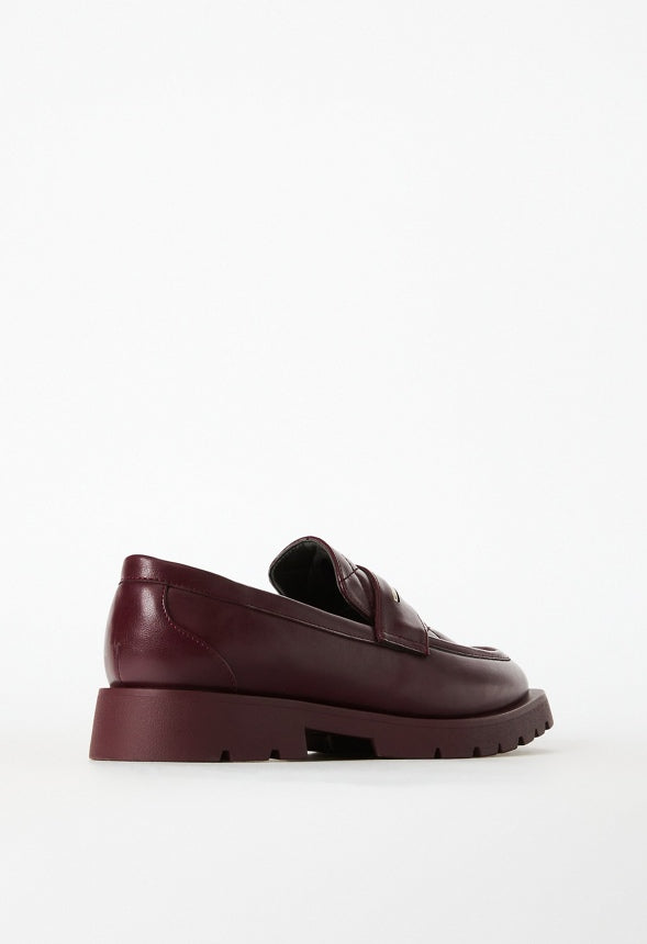 Juna Lug Sole Loafer Port Royale