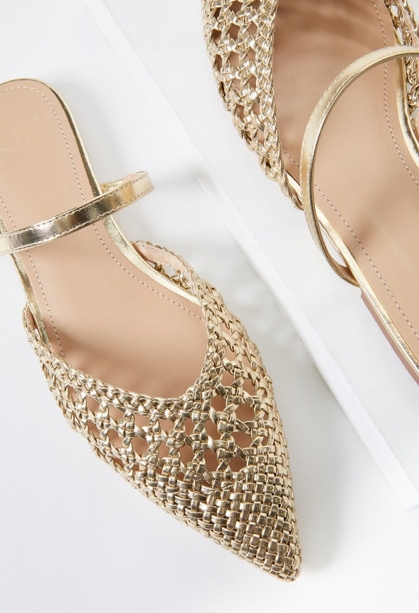 Solanna Pointed Toe Flat Gold
