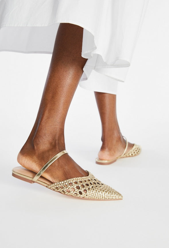 Solanna Pointed Toe Flat Gold