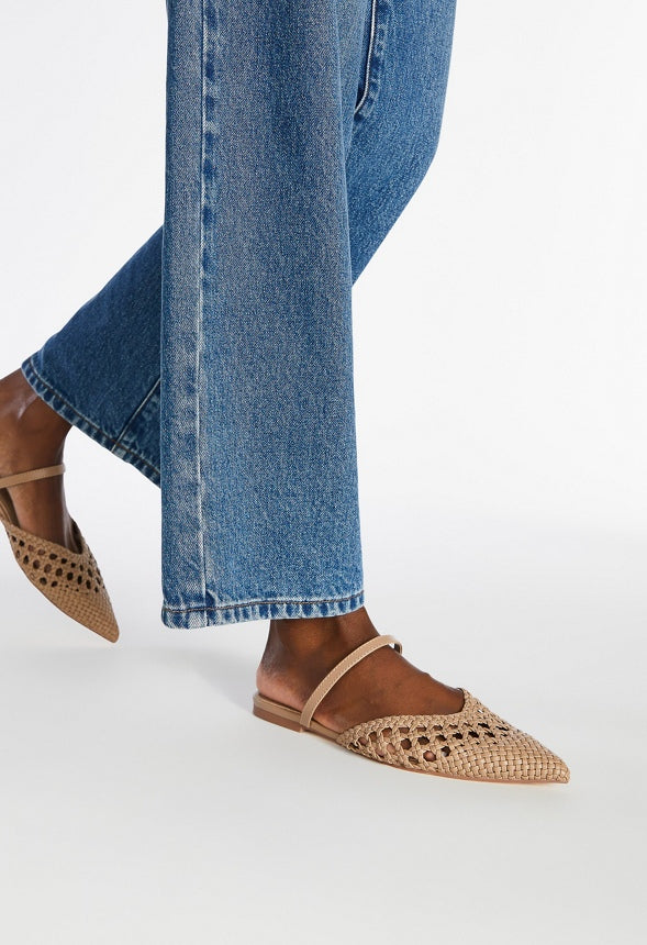 Solanna Pointed Toe Flat Taupe