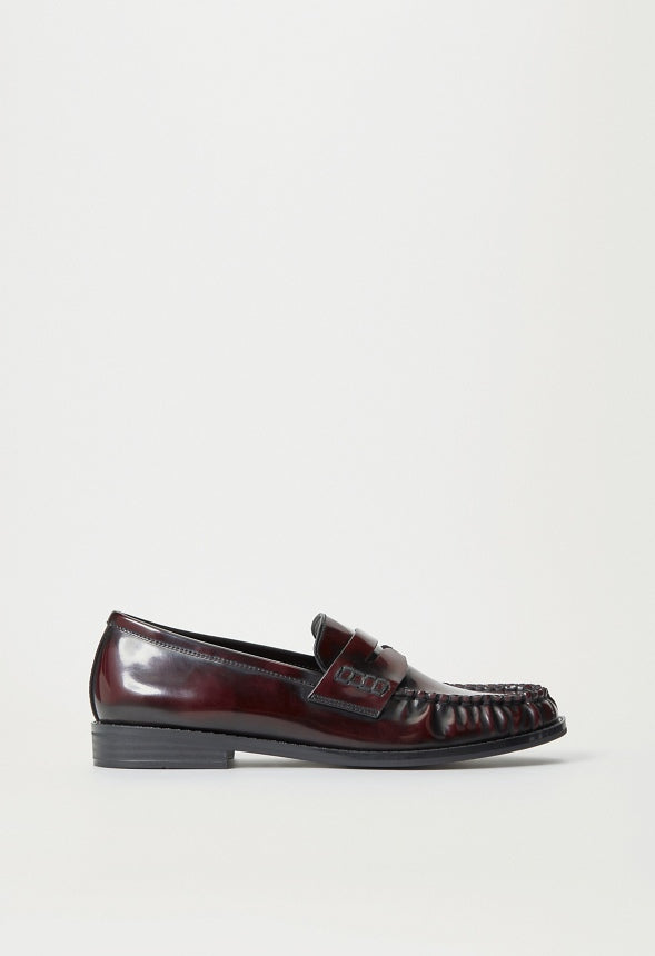 Camryn Flat Loafer Deep Oxblood