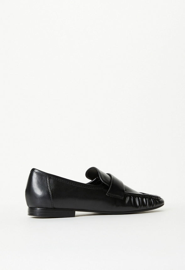 Jade Flat Loafer Black