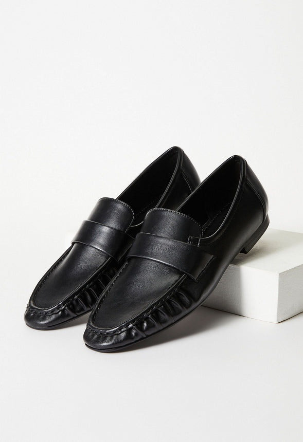 Jade Flat Loafer Black