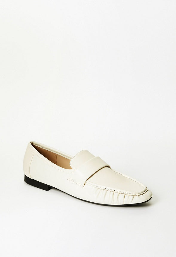 Jade Flat Loafer Birch White