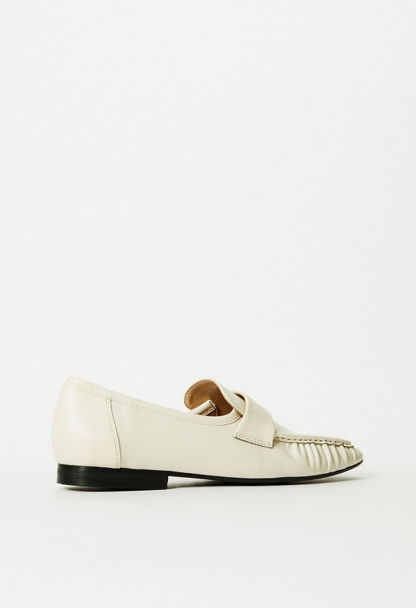 Jade Flat Loafer Birch White